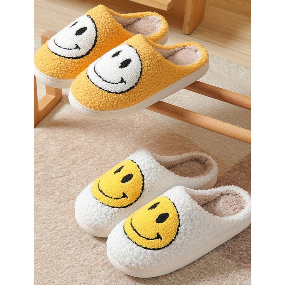NEW Smile Smiley Happy Face CUTE Plush Soft Cozy Comfy Anti Skid Slip On Slipper